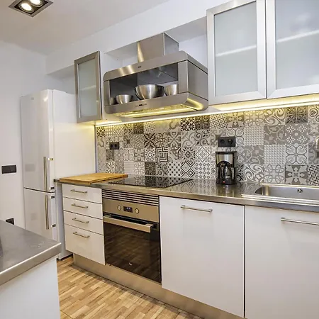 Pedret En Appartement *